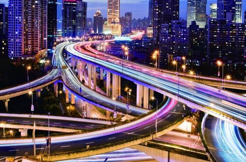 《国家综合立体交通网规划纲要》印发，深入实施公交优先发展战略