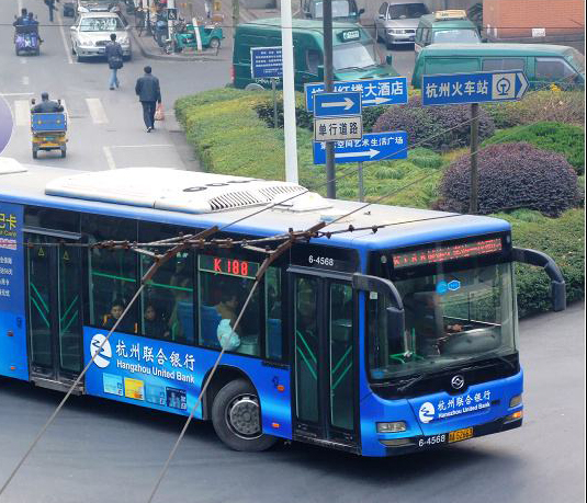 杭州公交移动支付全面覆盖 零钱使用率下降了20%以上